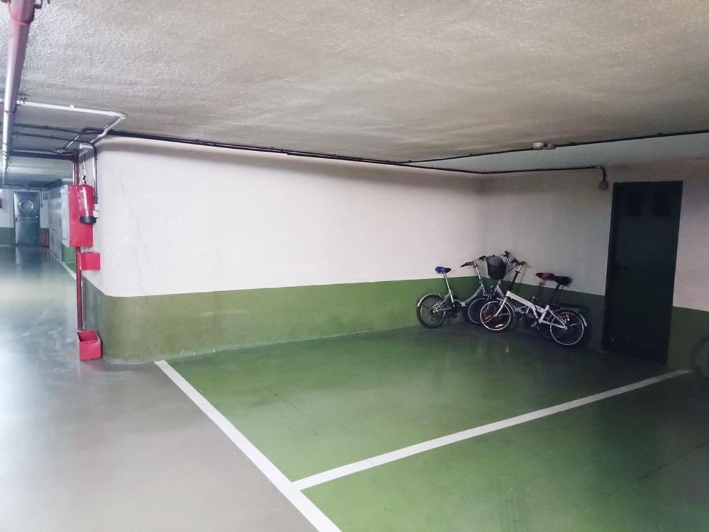 Lore - Parking Y Bicis Gratis サン・セバスティアン エクステリア 写真